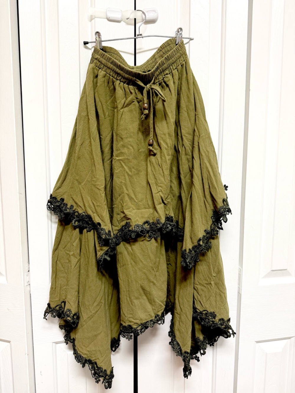ROMWE Olive Green Asymmetrical Handkerchief Skirt with Green Lace